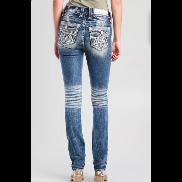 🚫SOLD🚫 New Women’s Rock Revival Sosie Mid-Rise Straight Jeans - Picture 3 of 15